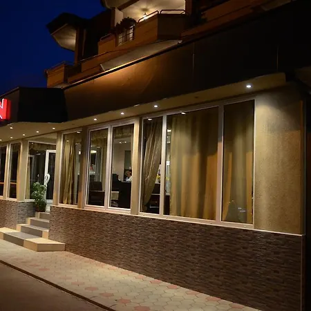 Garni Lion Hotel