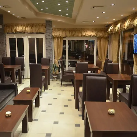 Garni Lion Hotel 3*